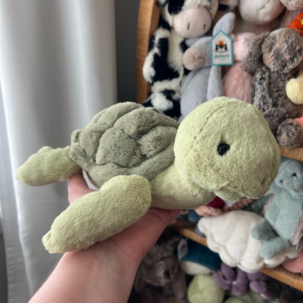 SOLD Jellycat Tully Turtle BNWT